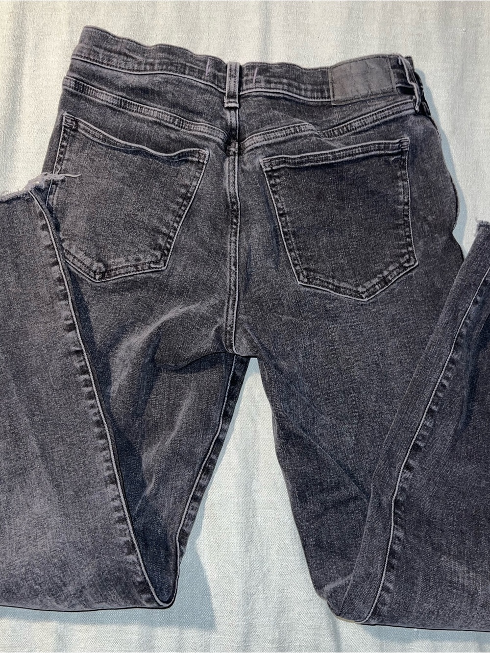 Madewell mid rise stovepipe jeans View 4